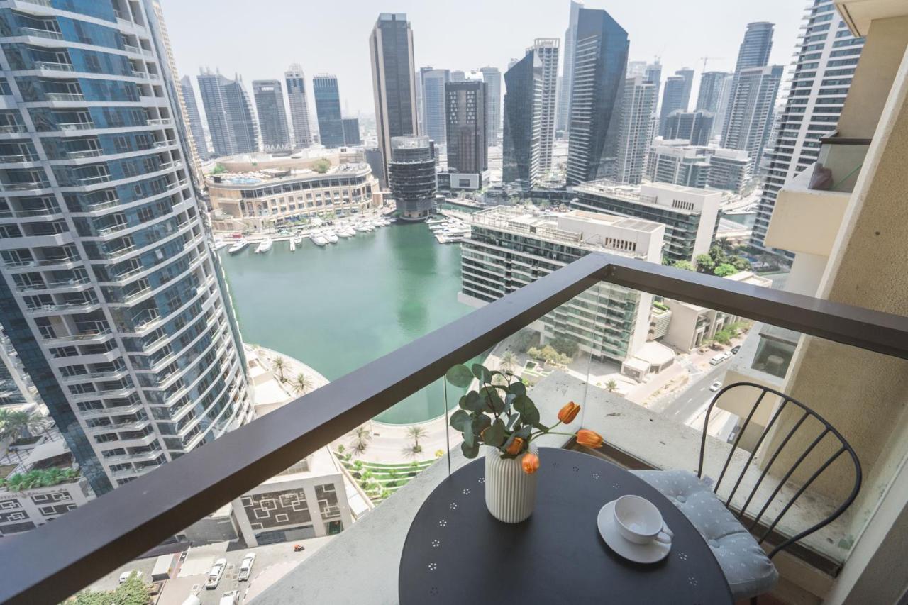 Higuests - Artistic Waterfront Apt, Perfect For Lovers Appartement Dubai