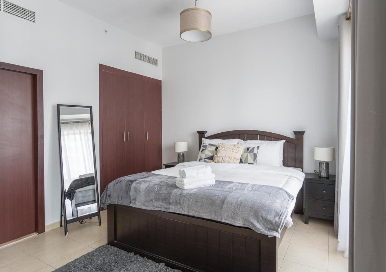 Higuests - Artistic Waterfront Apt, Perfect For Lovers Appartement *