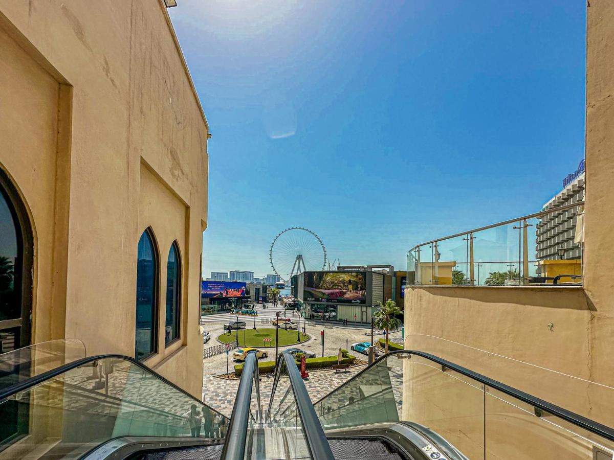 Higuests - Artistic Waterfront Apt, Perfect For Lovers Appartement Dubai